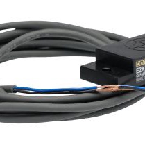 OMRON/欧姆龙 距离传感器 E2K-F10MC2